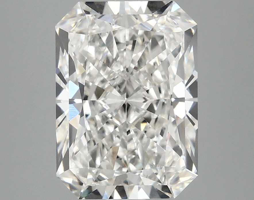 3.10 CT Radiant Diamond