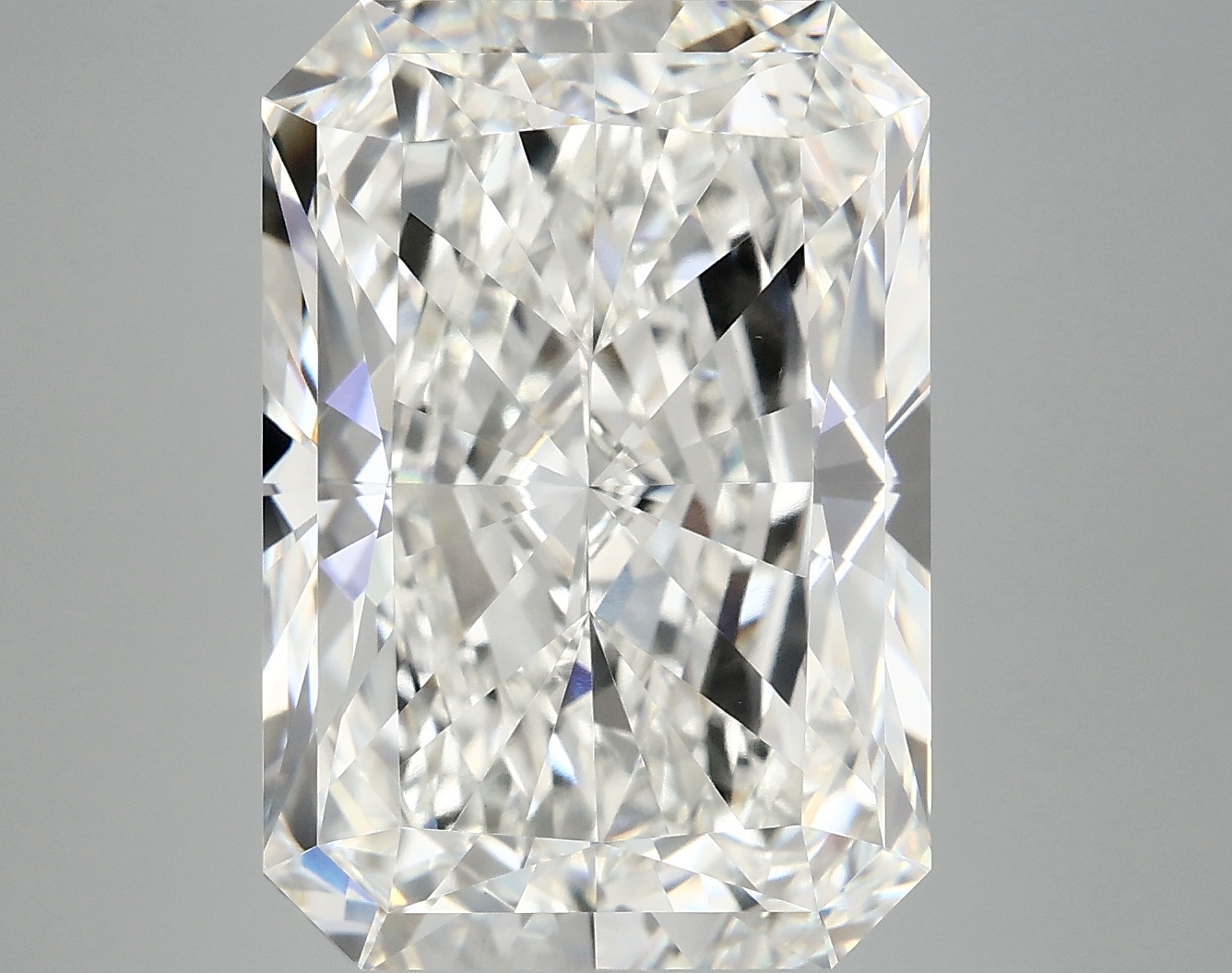 10.57 CT Radiant Diamond
