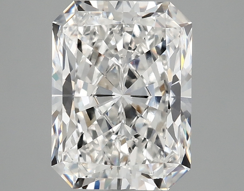 3.02 CT Radiant Diamond