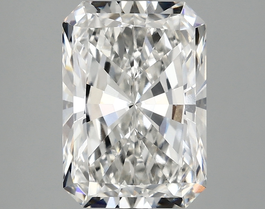 3.10 CT Radiant Diamond