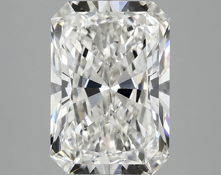 3.10 CT Radiant Diamond
