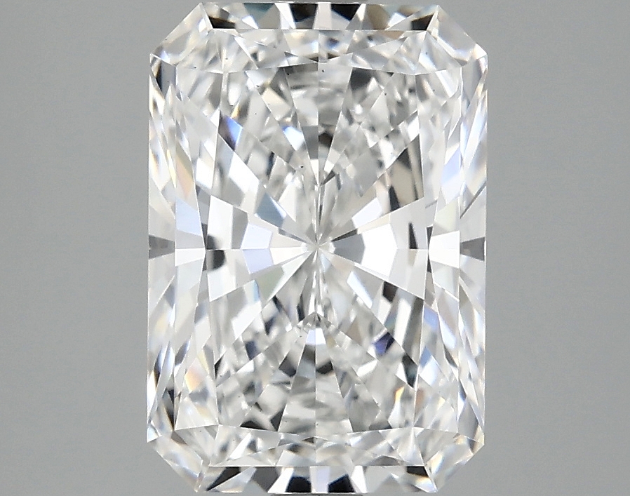 3.10 CT Radiant Diamond