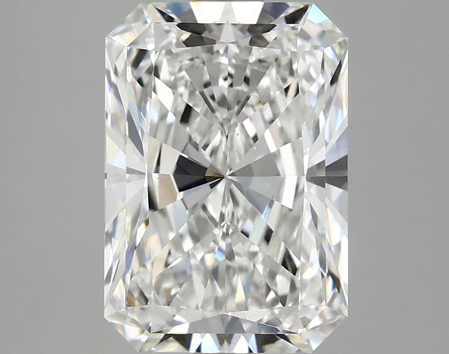 3.10 CT Radiant Diamond