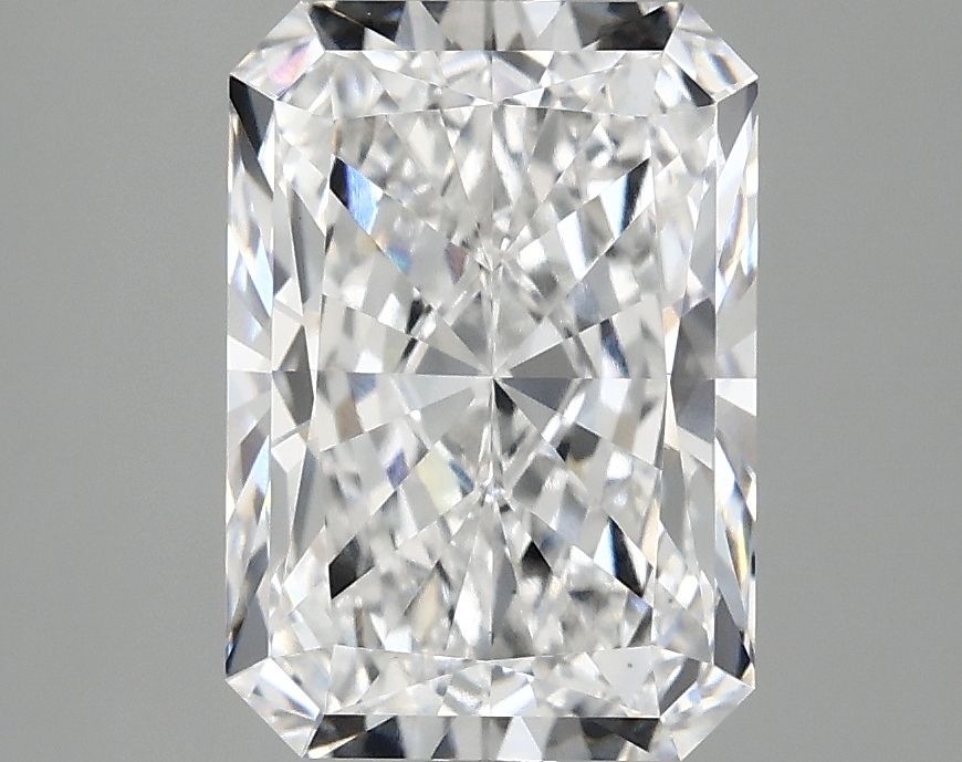 3.10 CT Radiant Diamond
