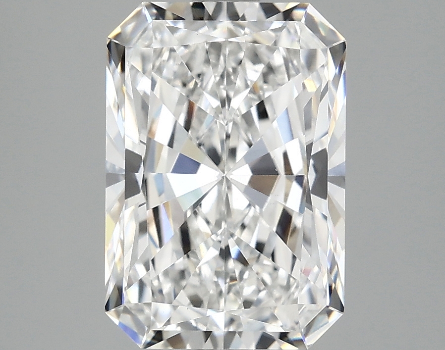 3.10 CT Radiant Diamond