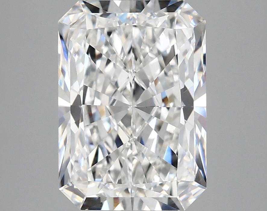 3.10 CT Radiant Diamond