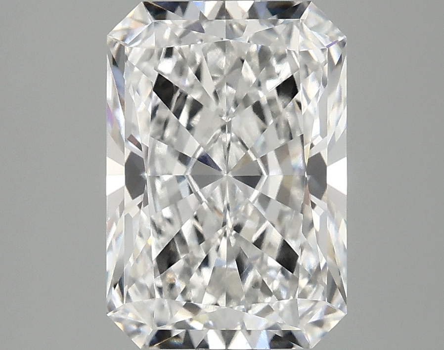 3.10 CT Radiant Diamond