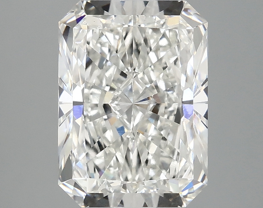 3.10 CT Radiant Diamond
