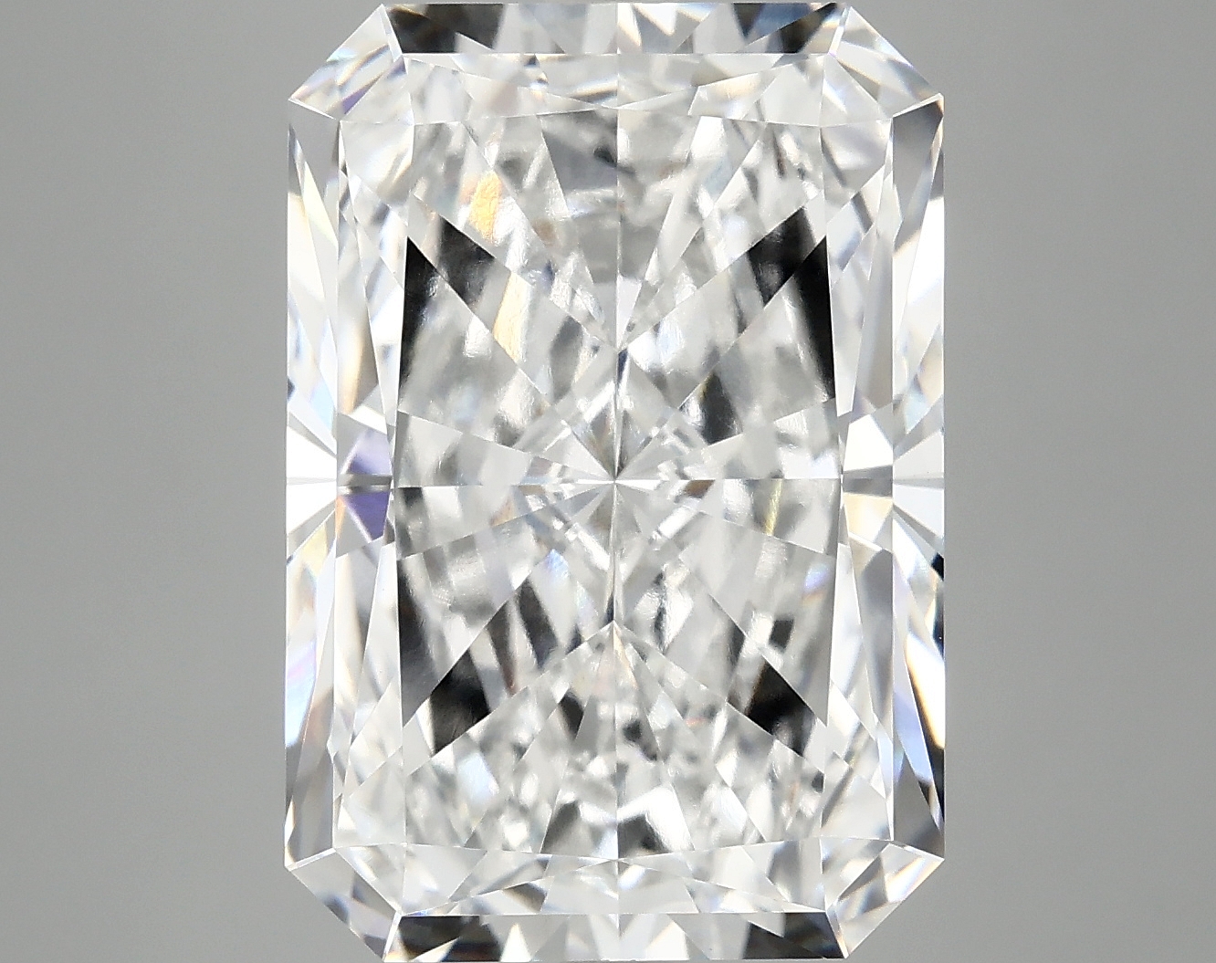10.62 CT Radiant Diamond