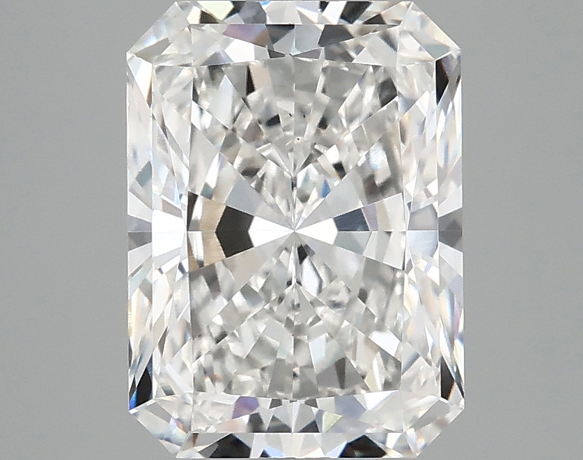3.10 CT Radiant Diamond