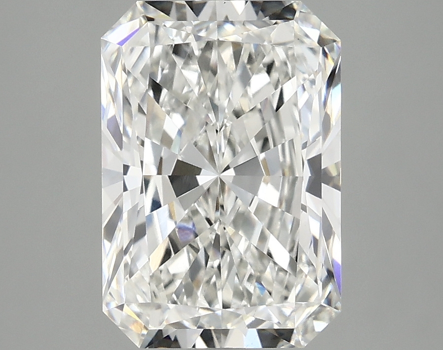 3.10 CT Radiant Diamond
