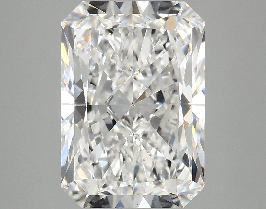 3.10 CT Radiant Diamond