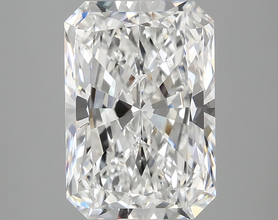 3.10 CT Radiant Diamond