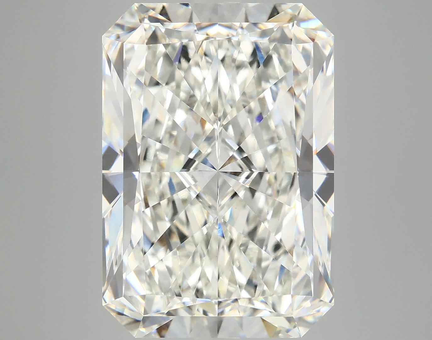 10.43 CT Radiant Diamond
