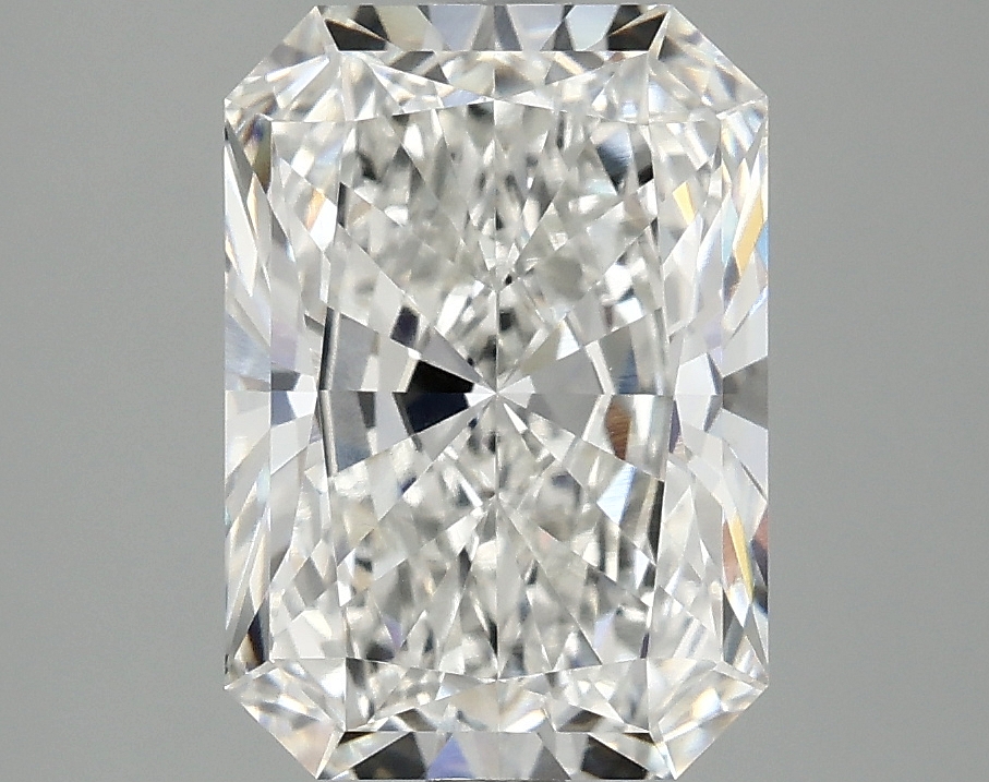 3.09 CT Radiant Diamond