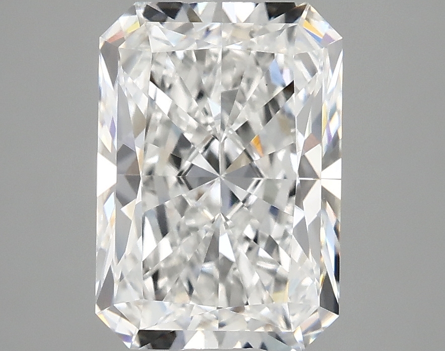 3.10 CT Radiant Diamond