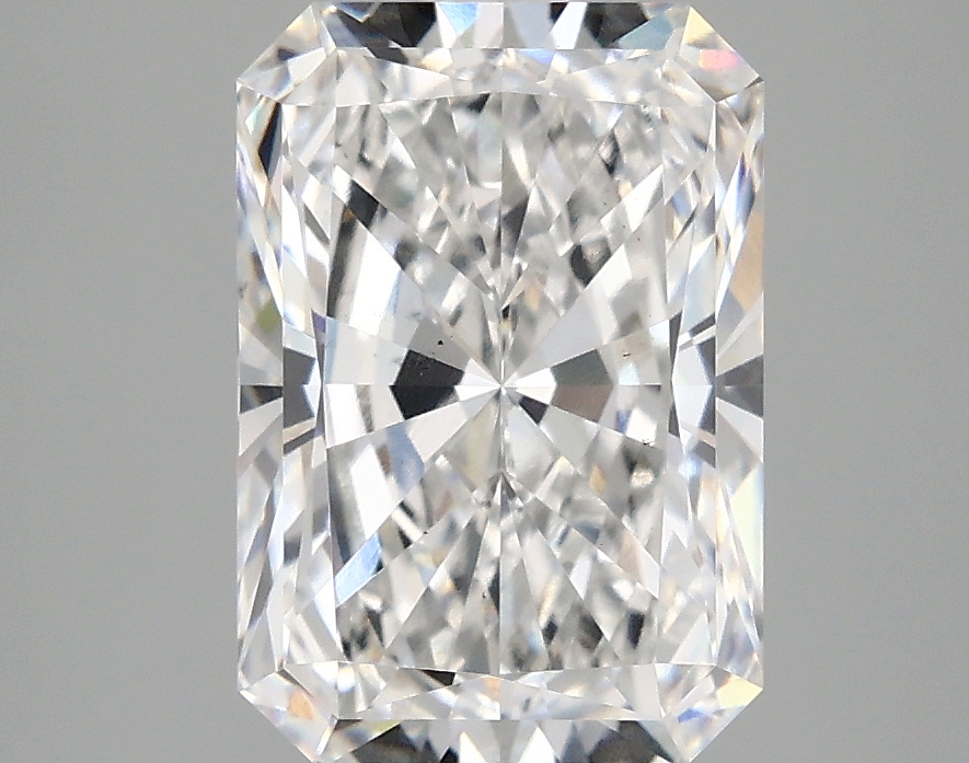 3.10 CT Radiant Diamond
