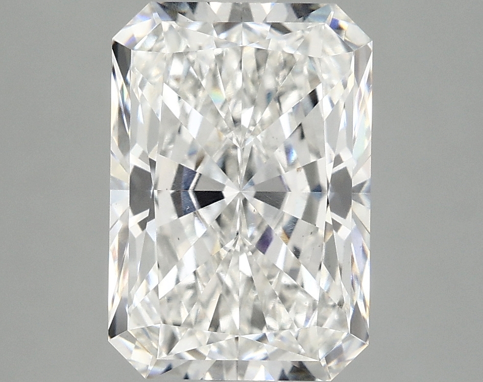 3.10 CT Radiant Diamond