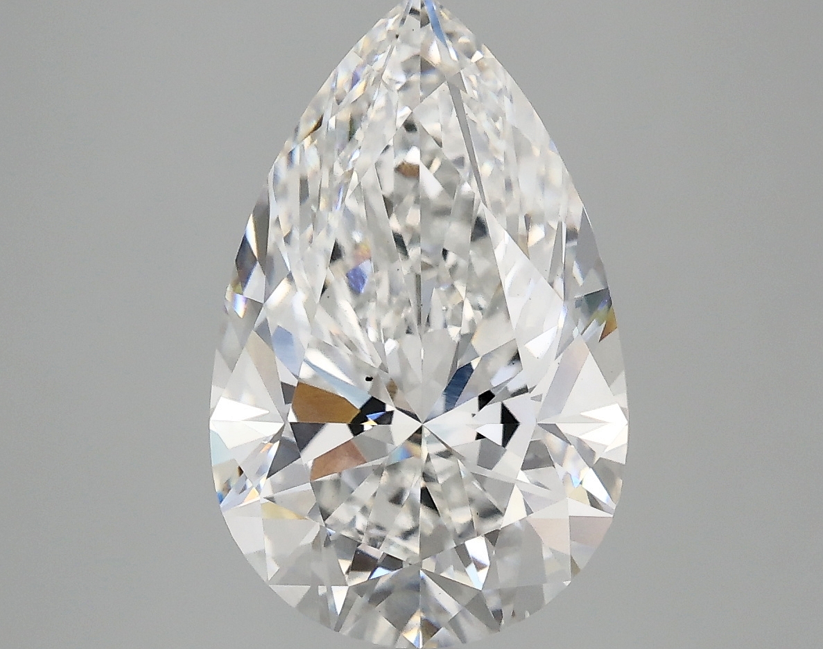 4.07 CT Pear Diamond