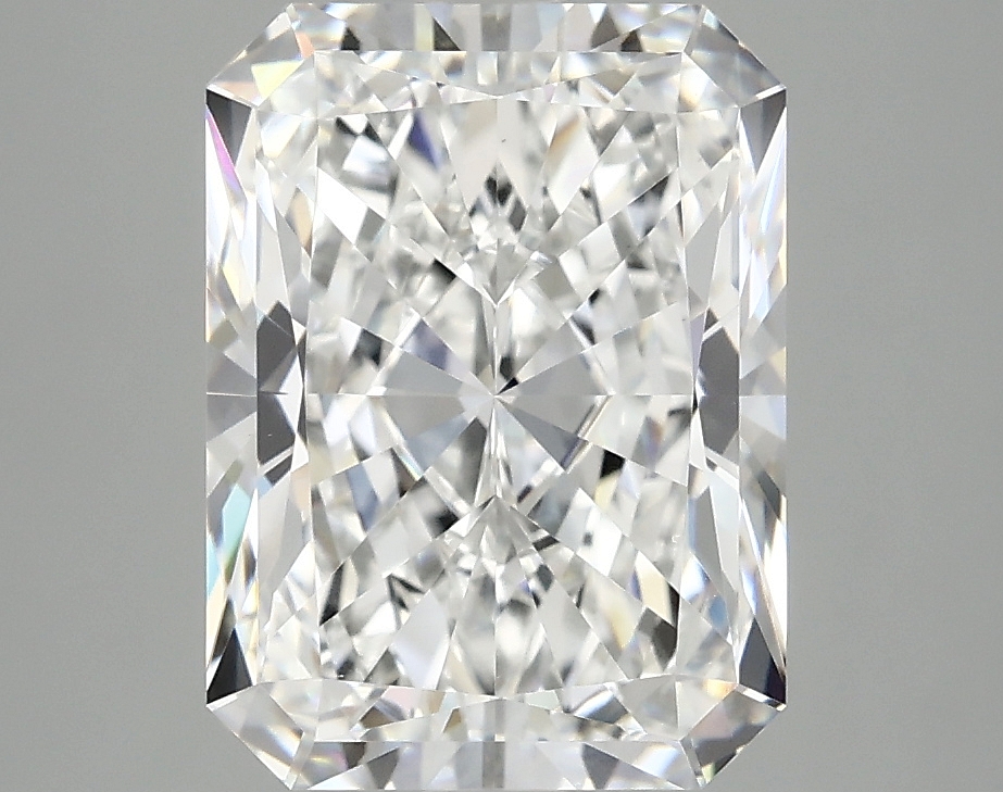 4.10 CT Radiant Diamond