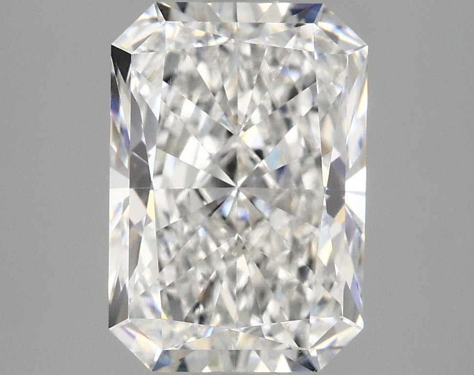3.10 CT Radiant Diamond