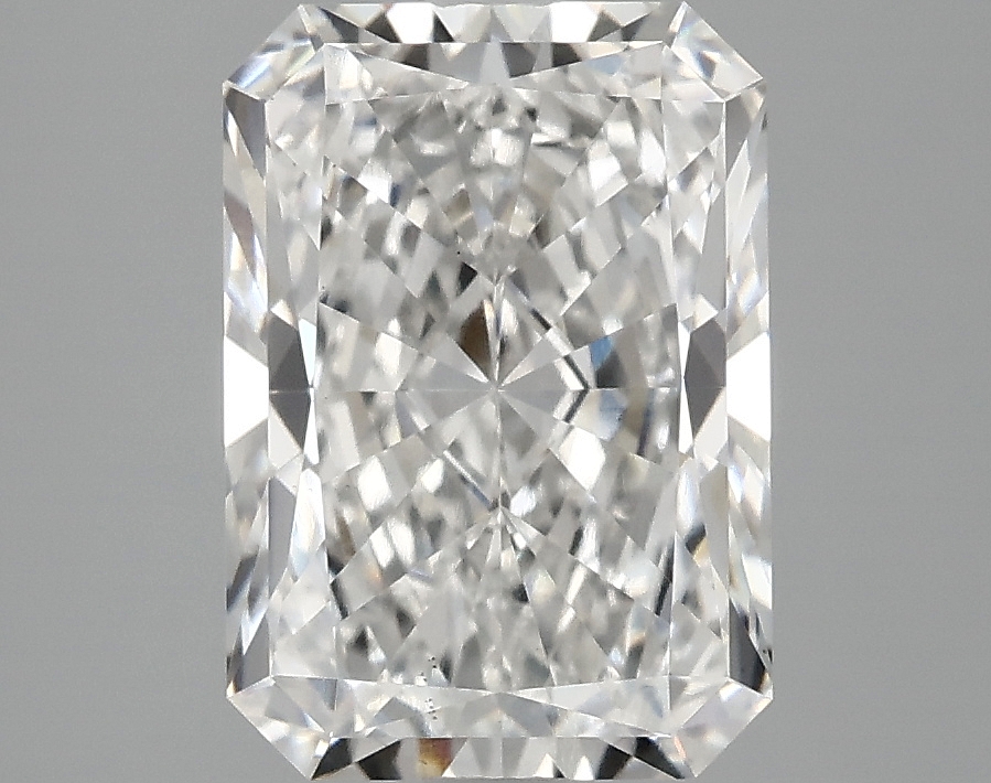 3.10 CT Radiant Diamond