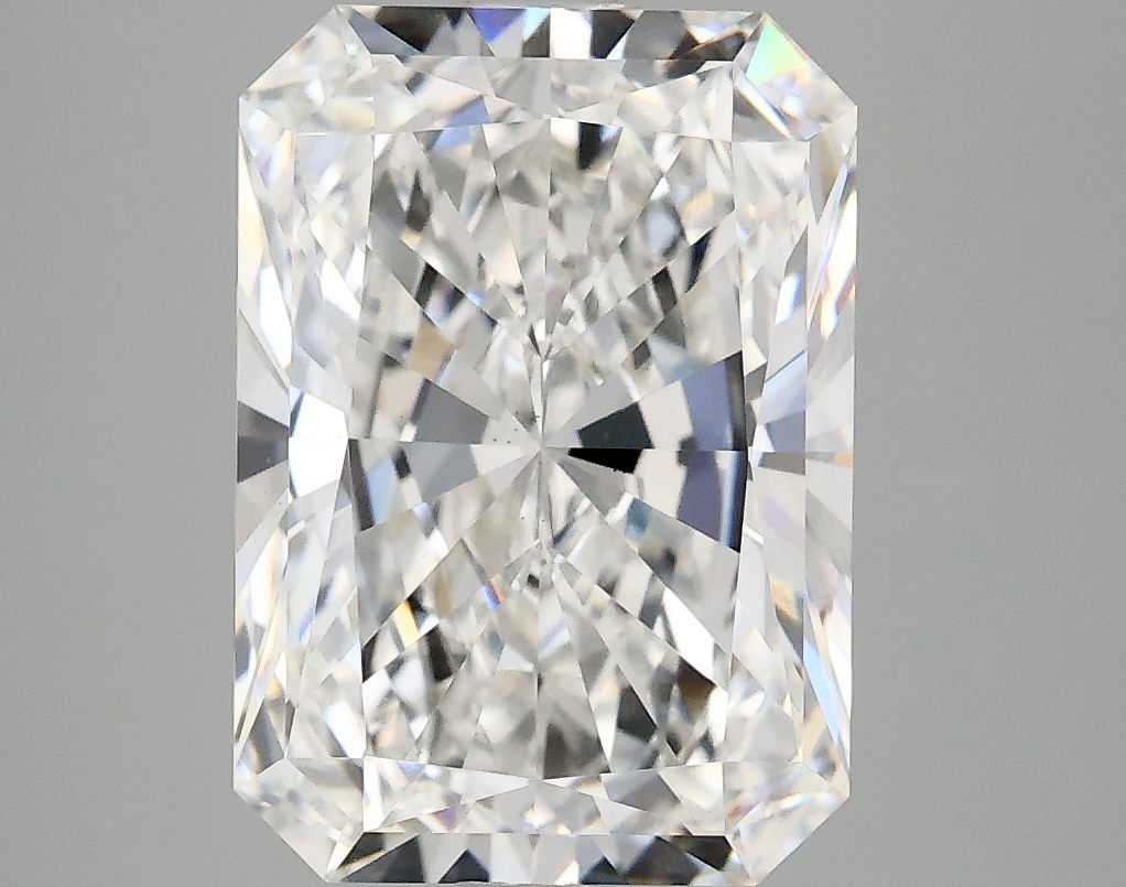 4.09 CT Radiant Diamond