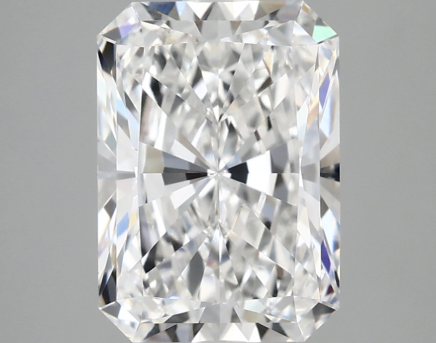 3.10 CT Radiant Diamond