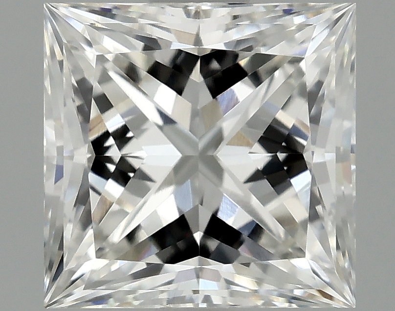 1.56 CT Princess Diamond