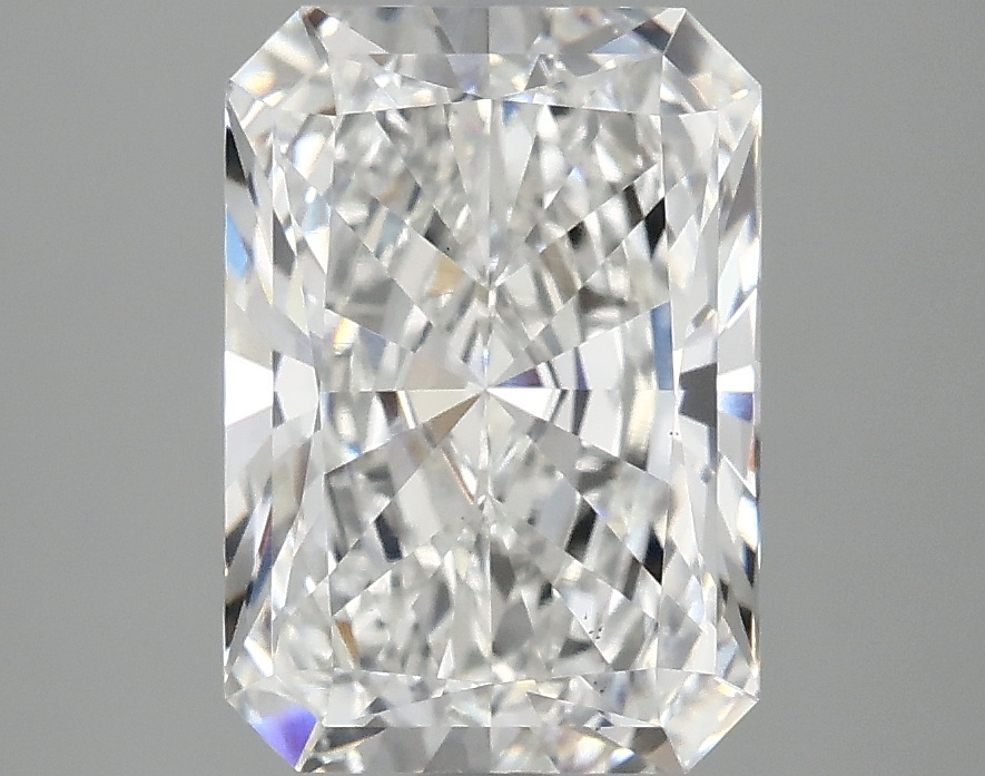 3.10 CT Radiant Diamond