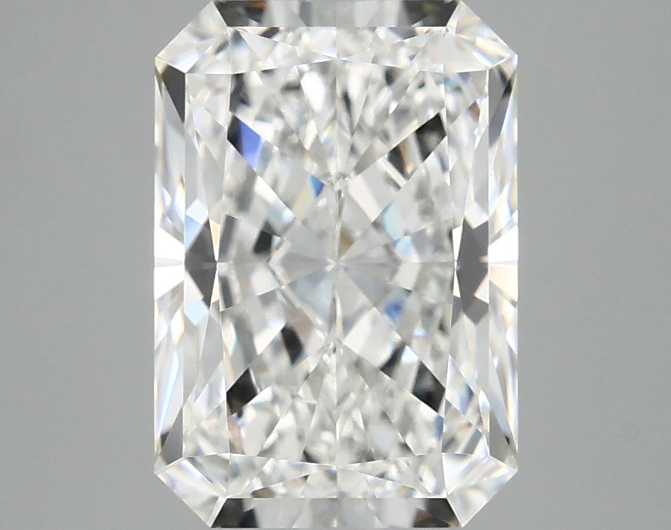 3.10 CT Radiant Diamond
