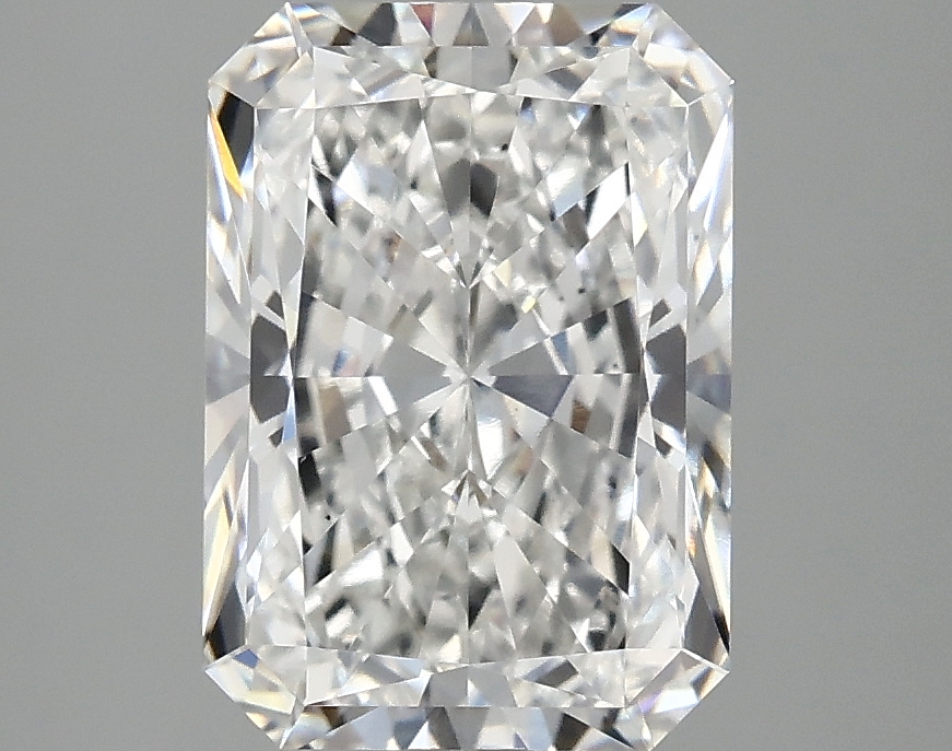 3.10 CT Radiant Diamond