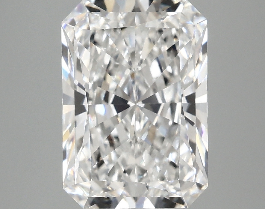 3.10 CT Radiant Diamond