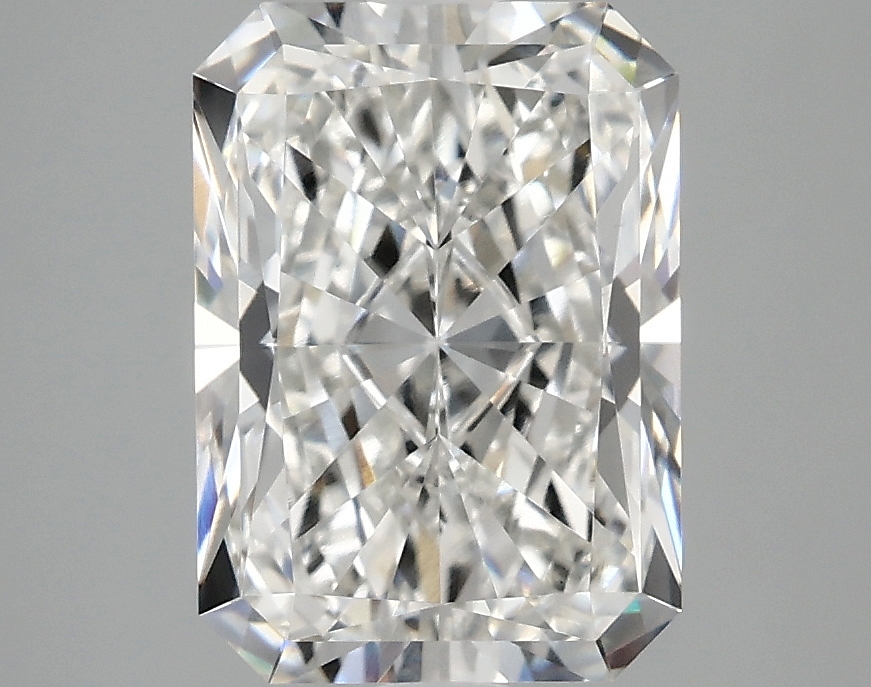 3.09 CT Radiant Diamond