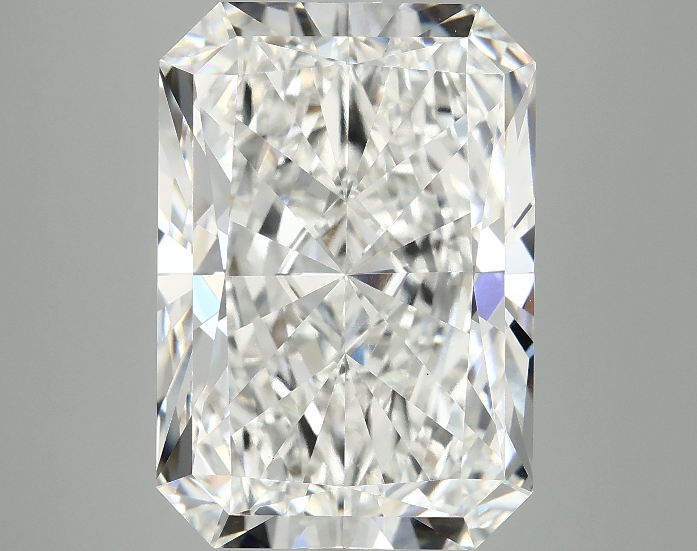 10.59 CT Radiant Diamond