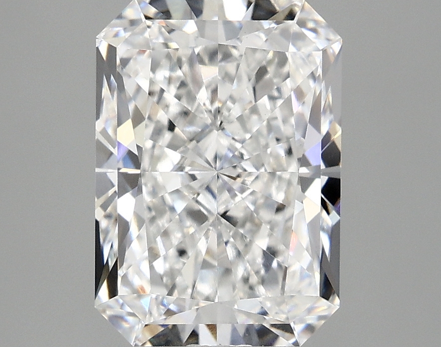 3.04 CT Radiant Diamond