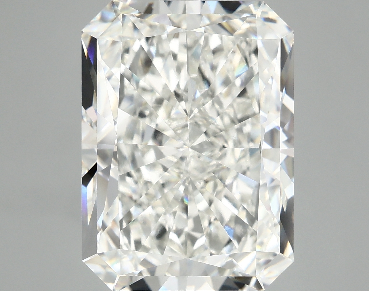 10.51 CT Radiant Diamond