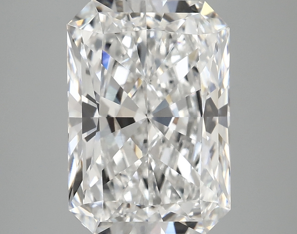 4.10 CT Radiant Diamond