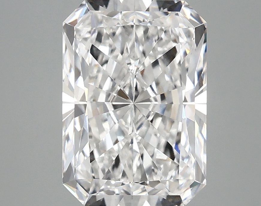 3.10 CT Radiant Diamond