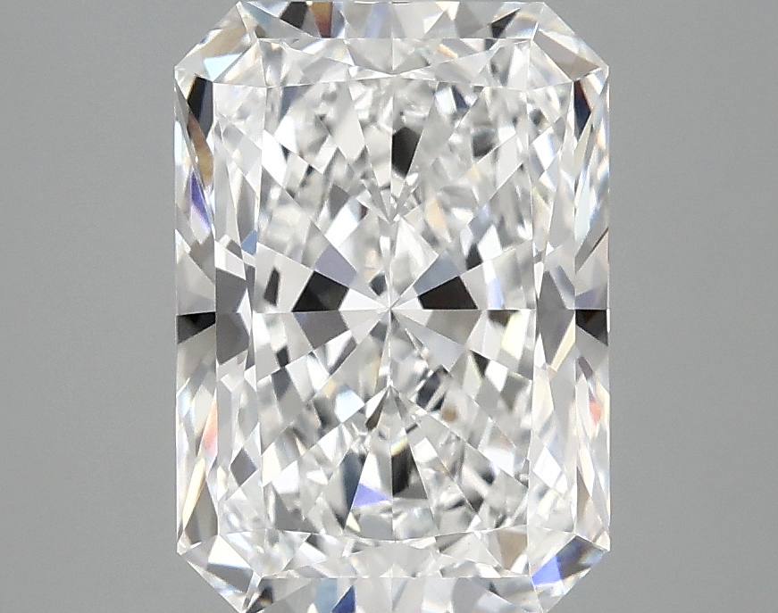 3.10 CT Radiant Diamond