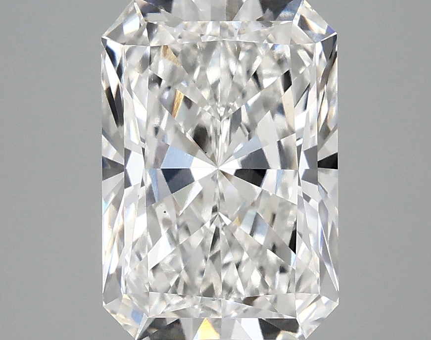 3.10 CT Radiant Diamond