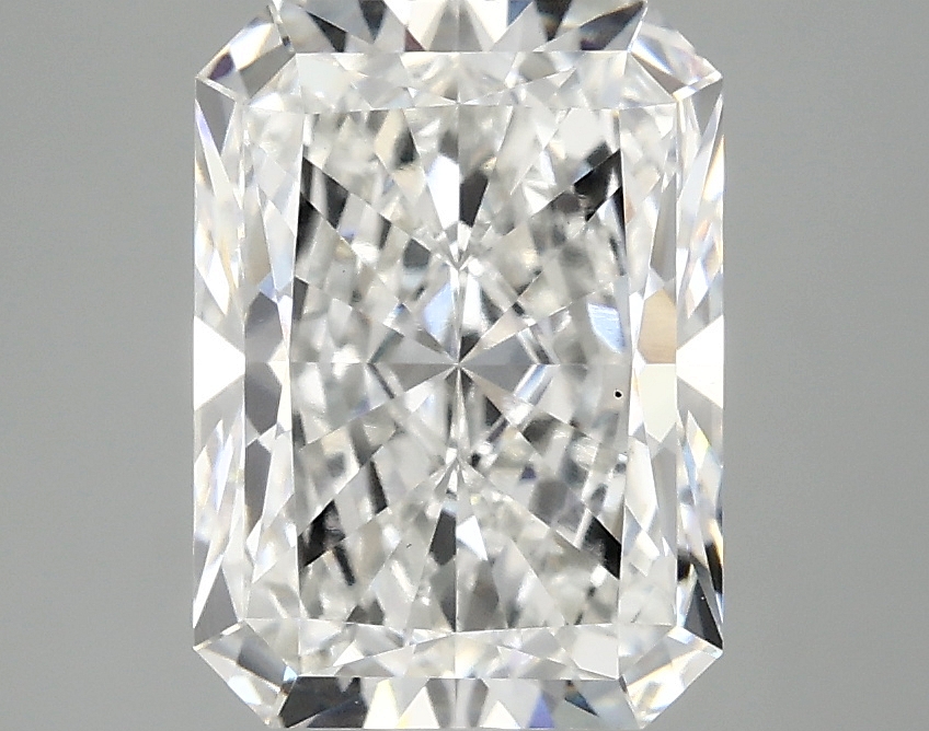 3.10 CT Radiant Diamond