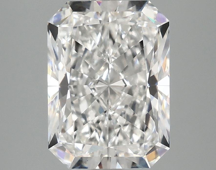 3.10 CT Radiant Diamond