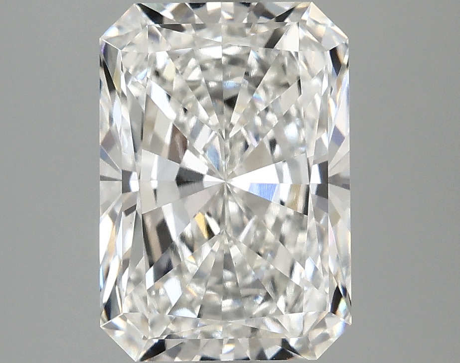 3.10 CT Radiant Diamond