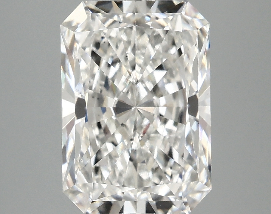 3.10 CT Radiant Diamond