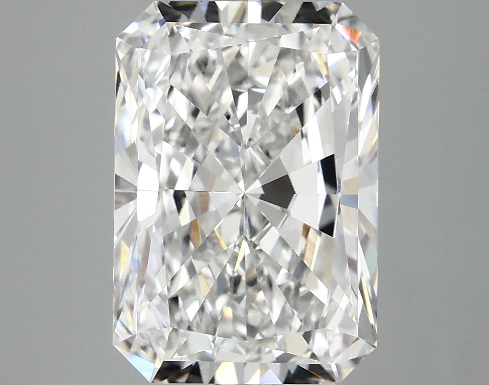 4.10 CT Radiant Diamond