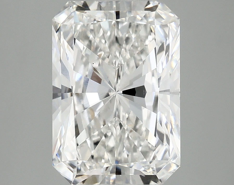 3.01 CT Radiant Diamond