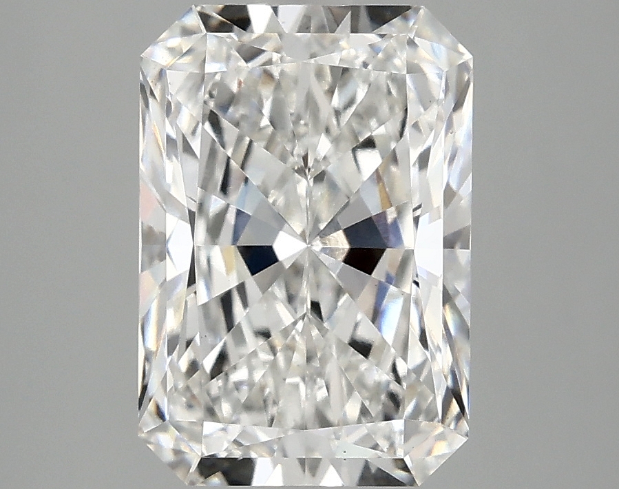 3.10 CT Radiant Diamond