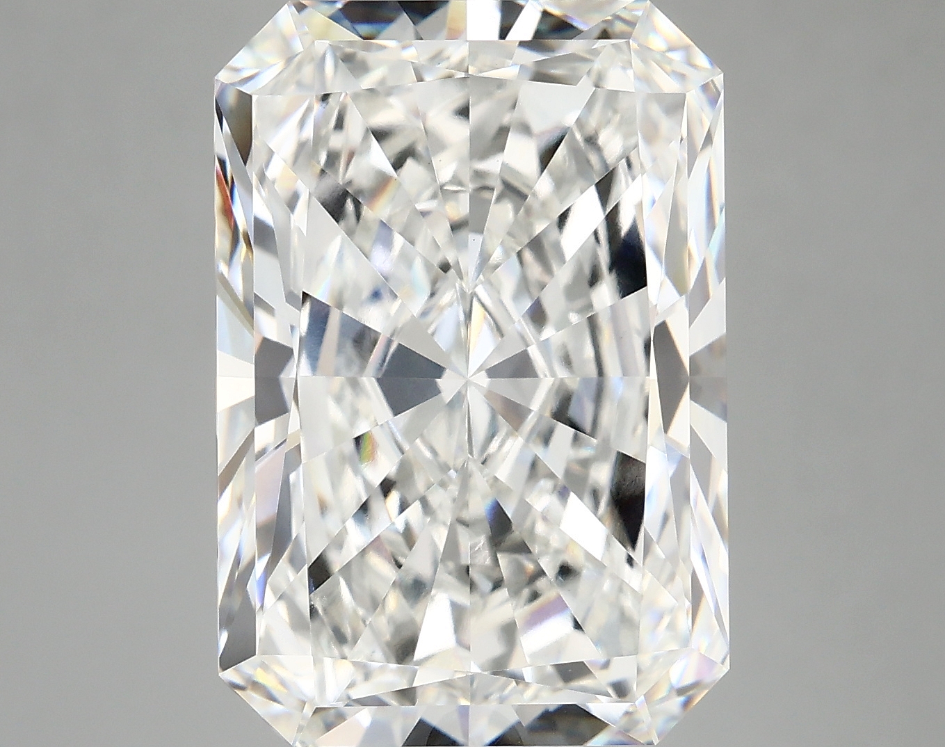 10.95 CT Radiant Diamond