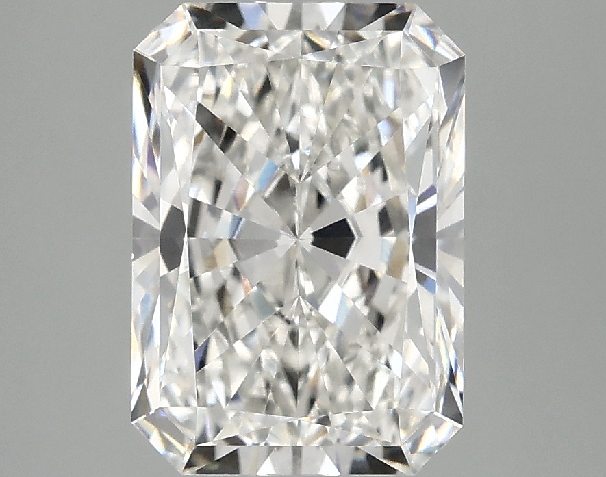 3.10 CT Radiant Diamond